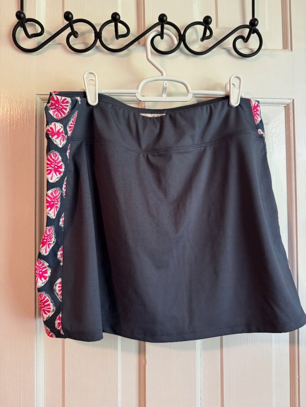 Tommy Bahama athleisure skort gray L